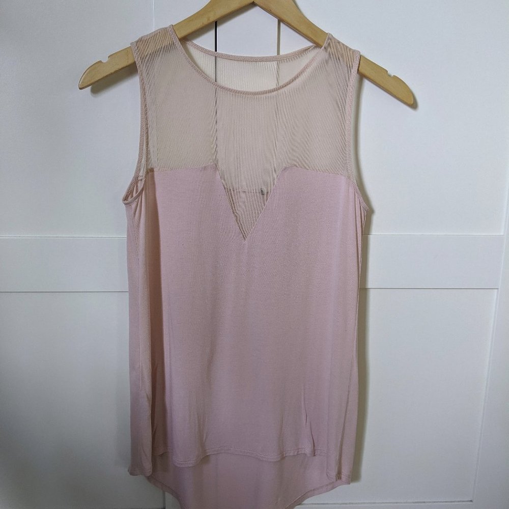 Like New BCBG Cute Top